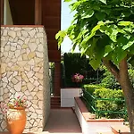 La Dimora Di Radha Centro Olistico 3*
