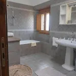 La Dimora Di Radha Centro Olistico فندق مبيت وإفطار ريندي