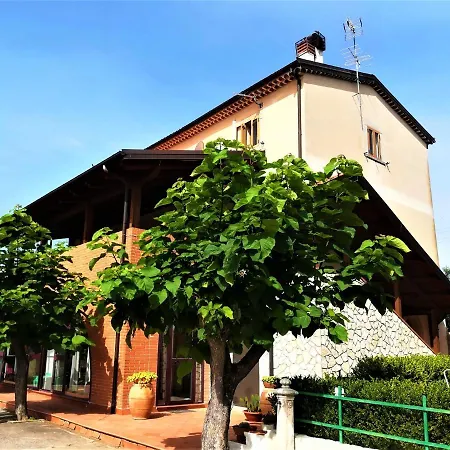 La Dimora Di Radha Centro Olistico רנדה