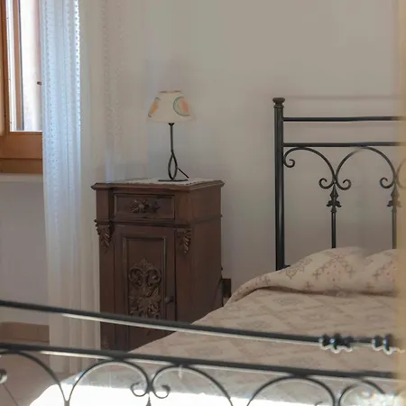 La Dimora Di Radha Centro Olistico 3* ريندي