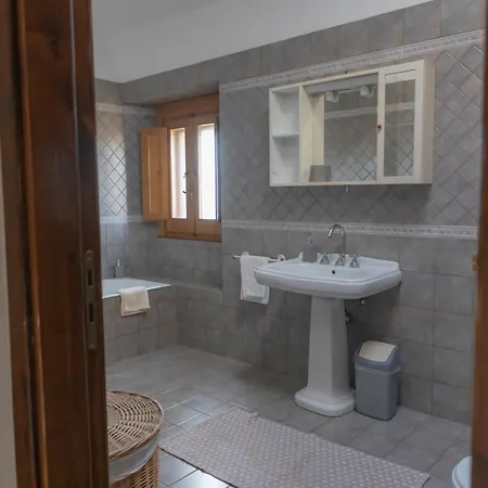 La Dimora Di Radha Centro Olistico Bed and Breakfast