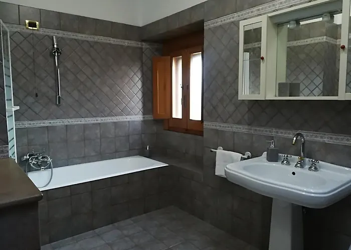 Alojamento de Acomodação e Pequeno-almoço La Dimora Di Radha Centro Olistico Rende