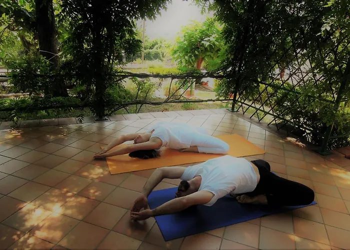 La Dimora Di Radha Centro Olistico Alojamento de Acomodação e Pequeno-almoço Rende